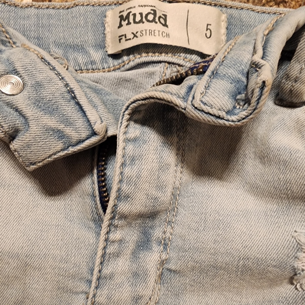 Mudd Flx Stretch Distressed Jean Shorts Size 5 - Picture 3 of 3